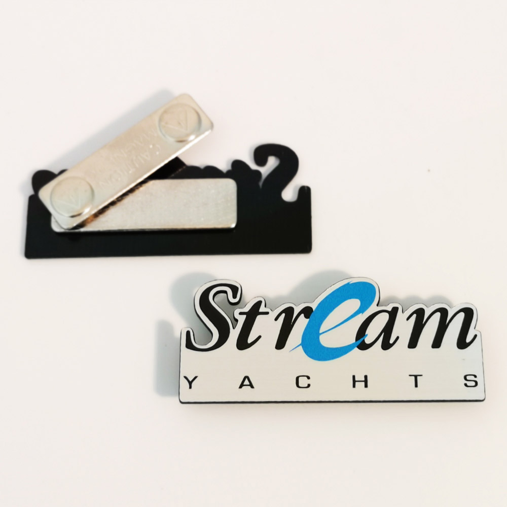 תג שם 8X3 ס"מ צורני