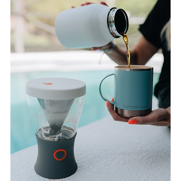 Ultimate ספל תרמי ממותג נירוסטה ציפוי קרמי פנימי- 360 מ"ל מכסה טרייטן עם ידית מבית ASOBU